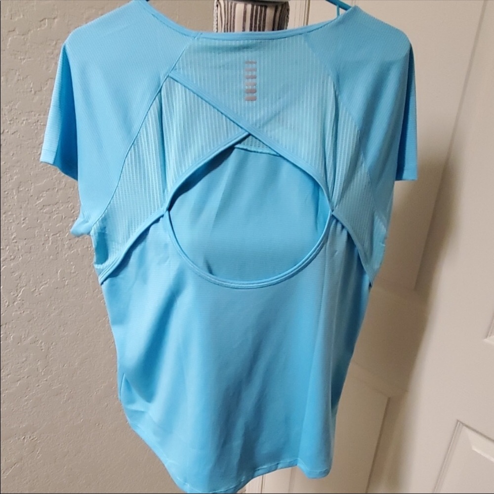 Under Armour Heat Gear open back - XL - Picture 4 of 5